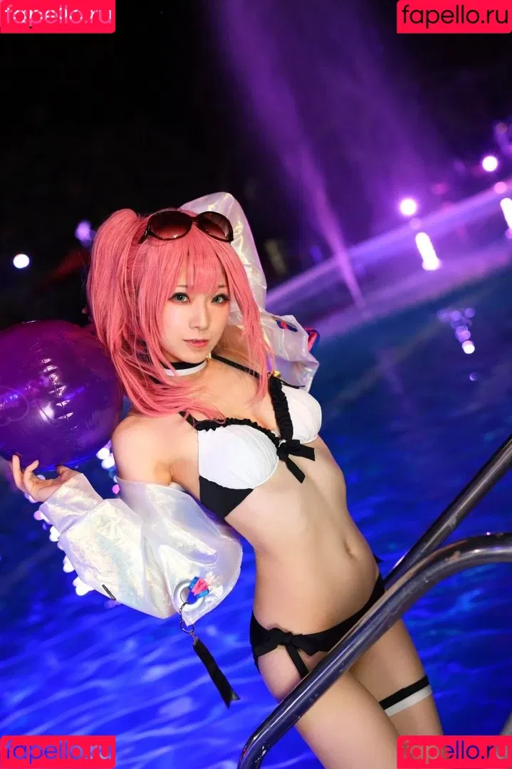 eroticneko / nawo019 / nawo_cosplay Onlyfans Photo Gallery 