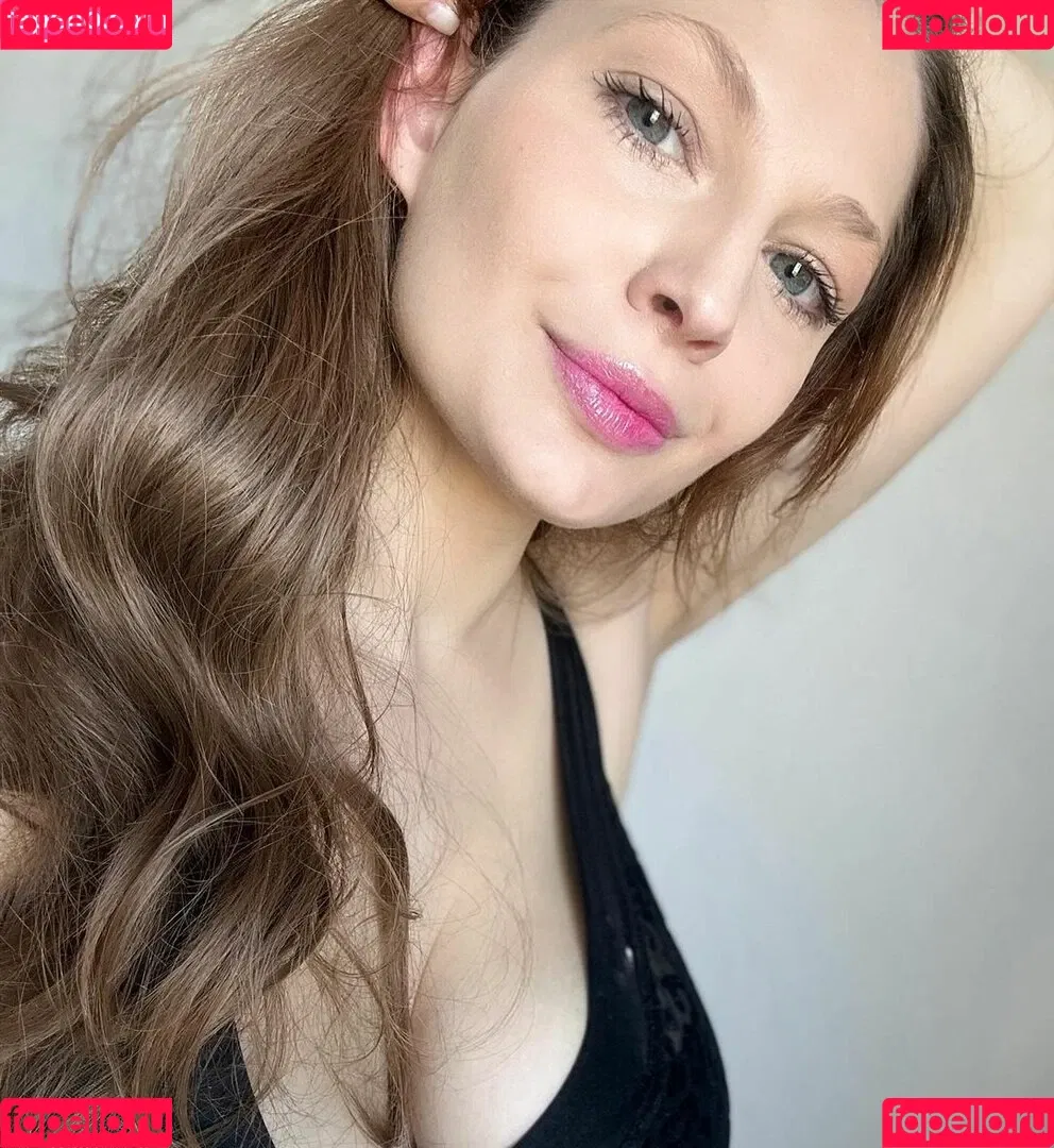 https: / lollipopfields / lollipopfields4 Onlyfans Photo Gallery 