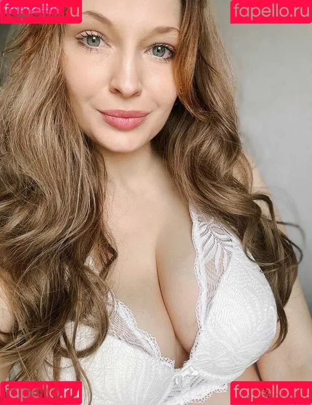 https: / lollipopfields / lollipopfields4 Onlyfans Photo Gallery 