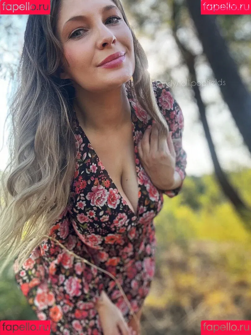 https: / lollipopfields / lollipopfields4 Onlyfans Photo Gallery 