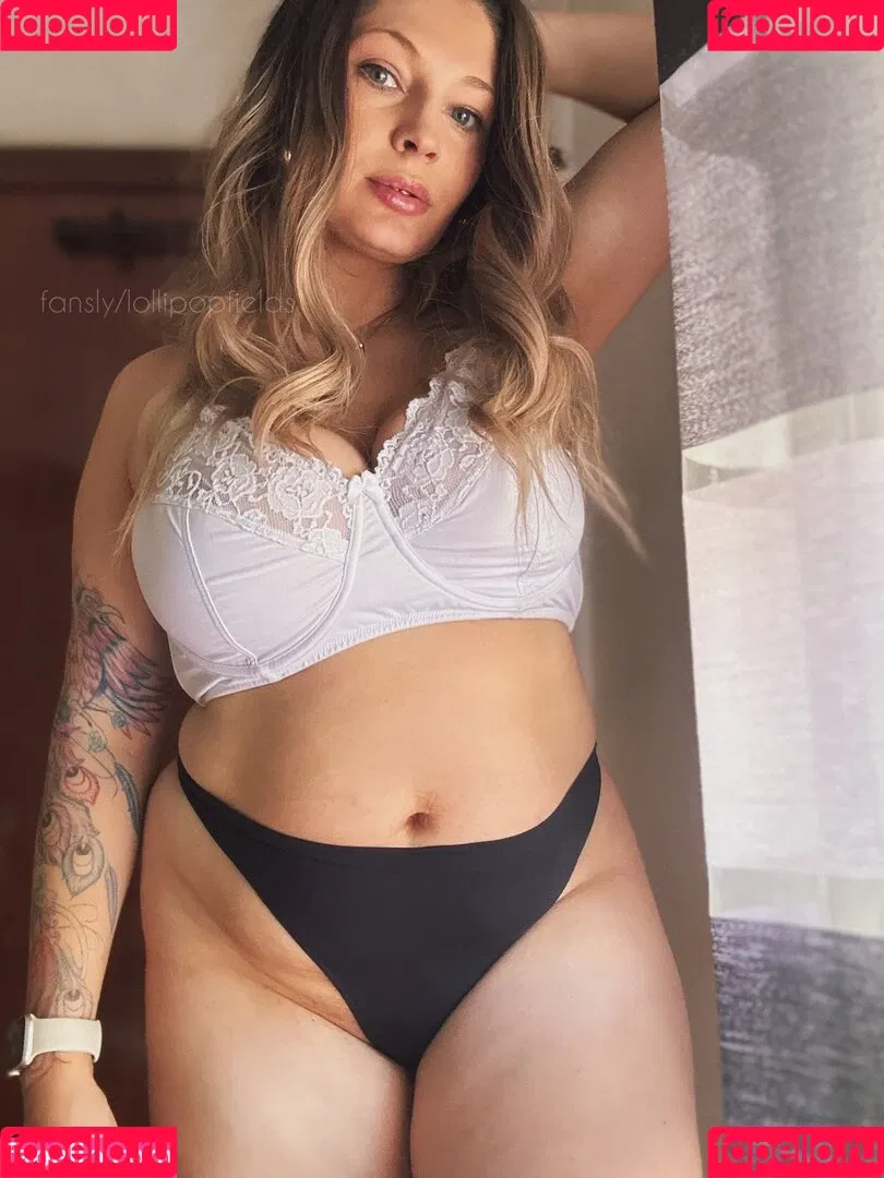 https: / lollipopfields / lollipopfields4 Onlyfans Photo Gallery 