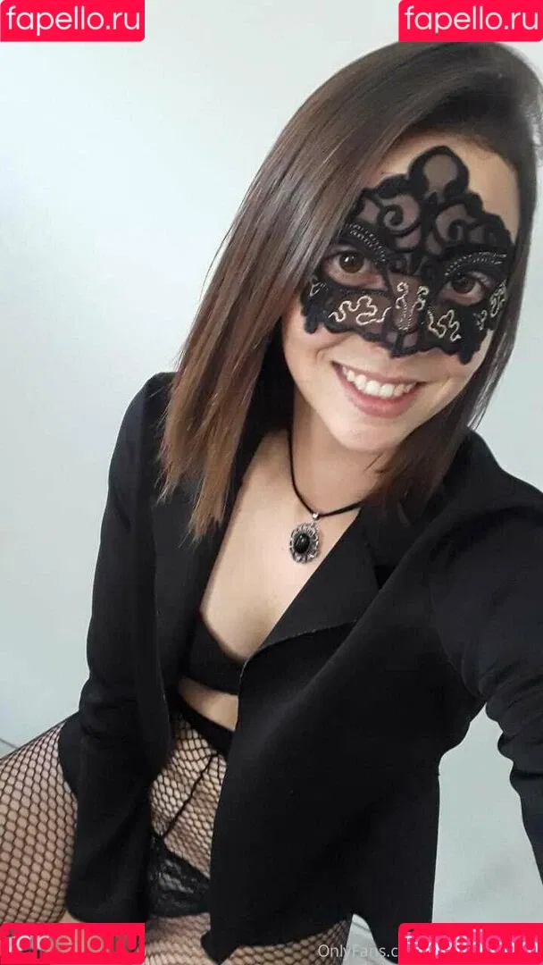 missrafacrystal / rafaela.tuyfree Onlyfans Photo Gallery 