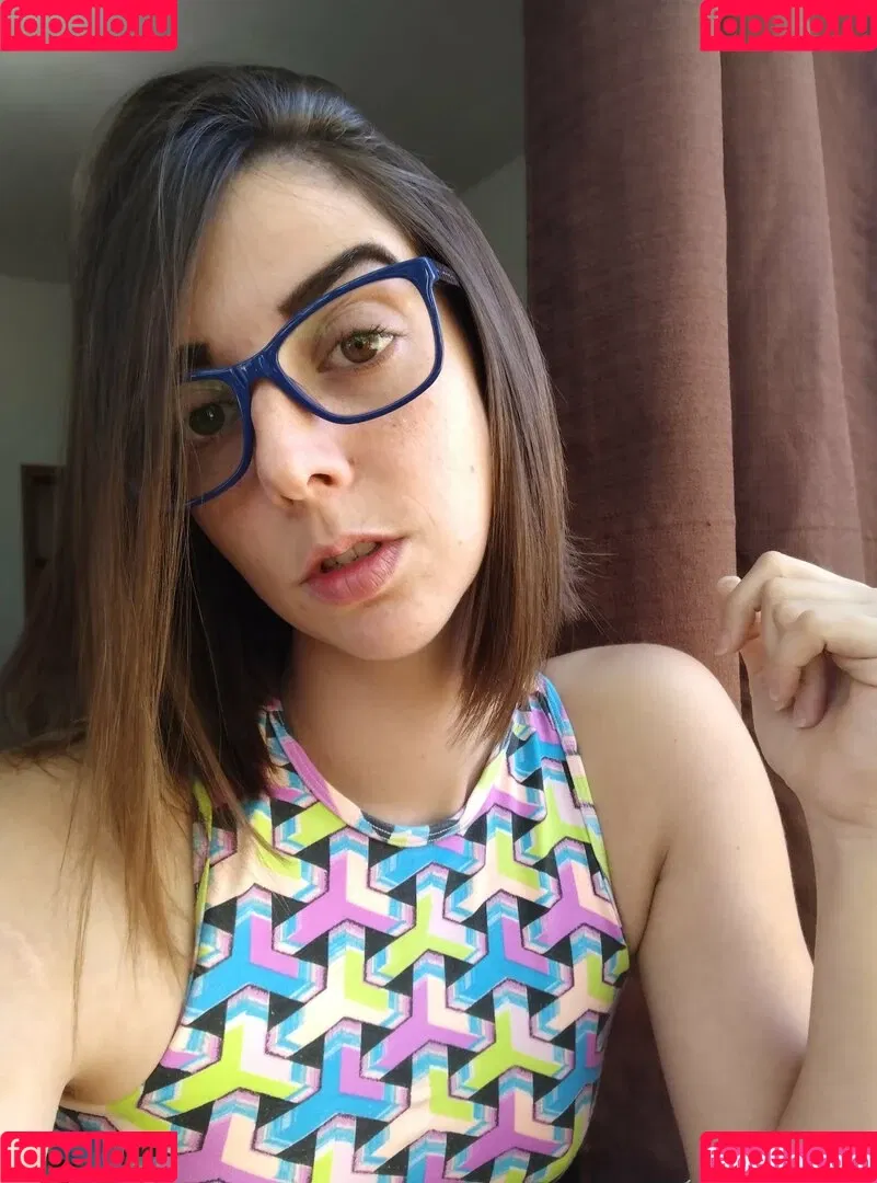 missrafacrystal / rafaela.tuyfree Onlyfans Photo Gallery 