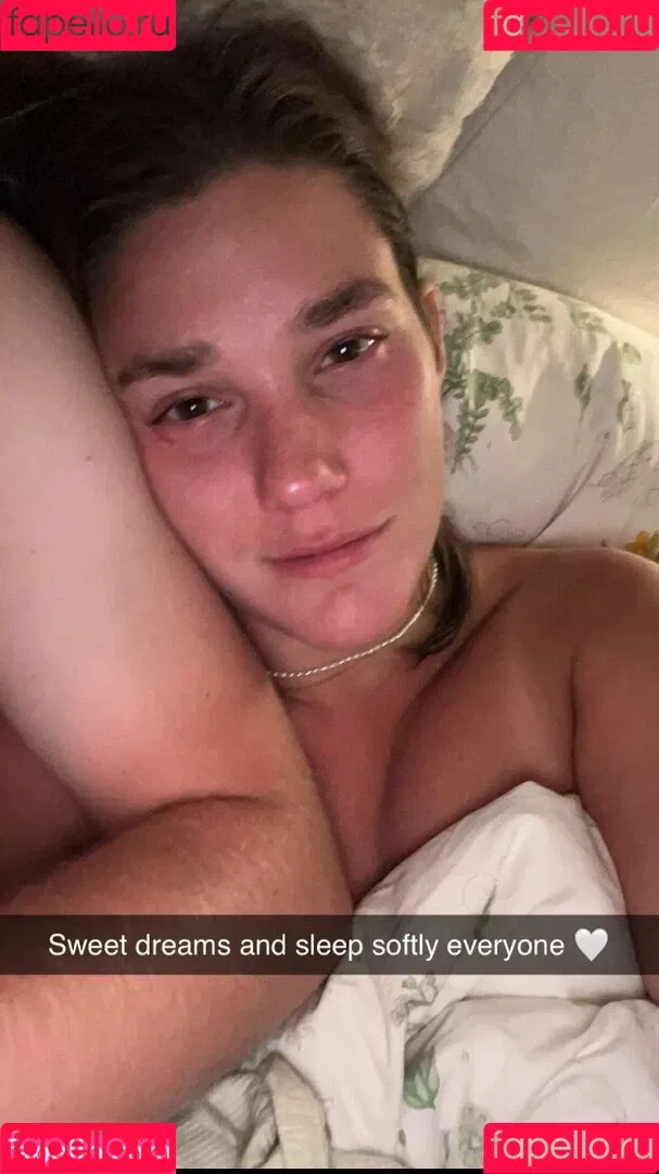 Milanka Bee Milanka.bee / beebaileyprivate / milanka.bee / milankabee Onlyfans Photo Gallery 