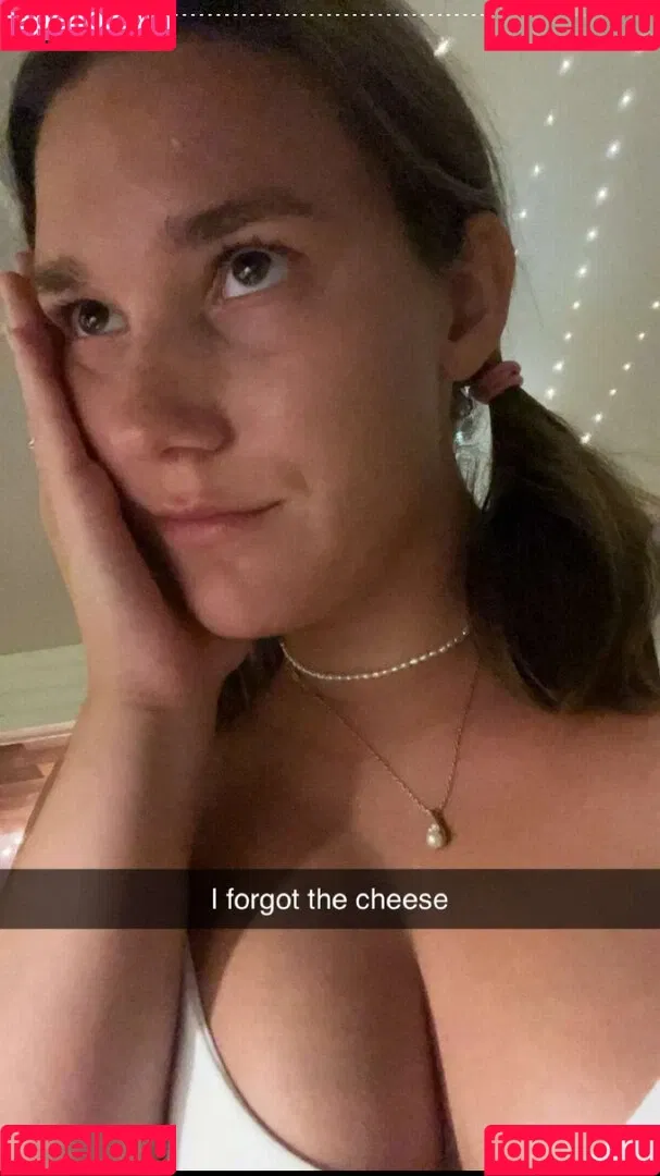 Milanka Bee Milanka.bee / beebaileyprivate / milanka.bee / milankabee Onlyfans Photo Gallery 