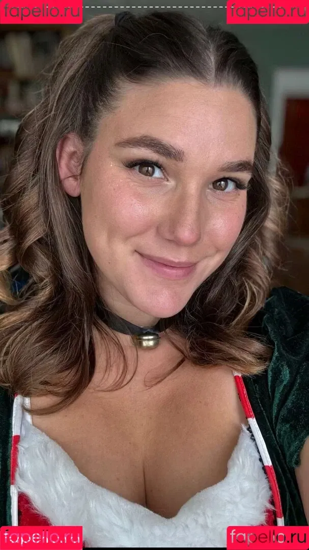 Milanka Bee Milanka.bee / beebaileyprivate / milanka.bee / milankabee Onlyfans Photo Gallery 