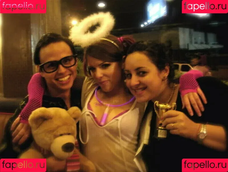 Anna Kendrick / AnnaKendrick47 Onlyfans Photo Gallery 