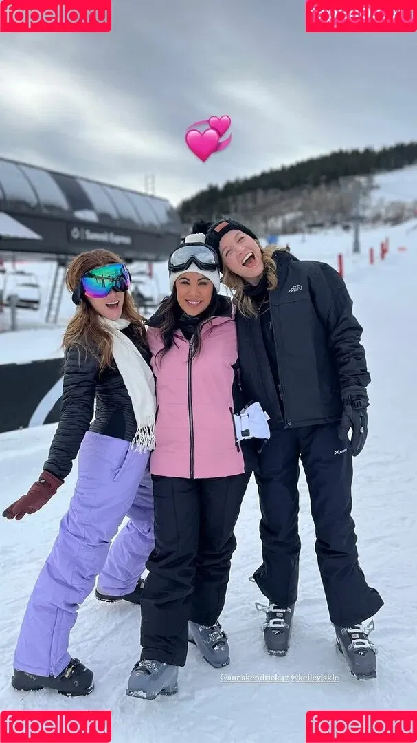 Anna Kendrick / AnnaKendrick47 Onlyfans Photo Gallery 