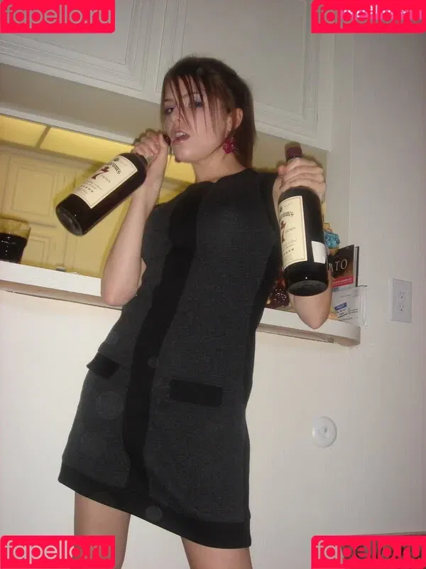 Anna Kendrick / AnnaKendrick47 Onlyfans Photo Gallery 