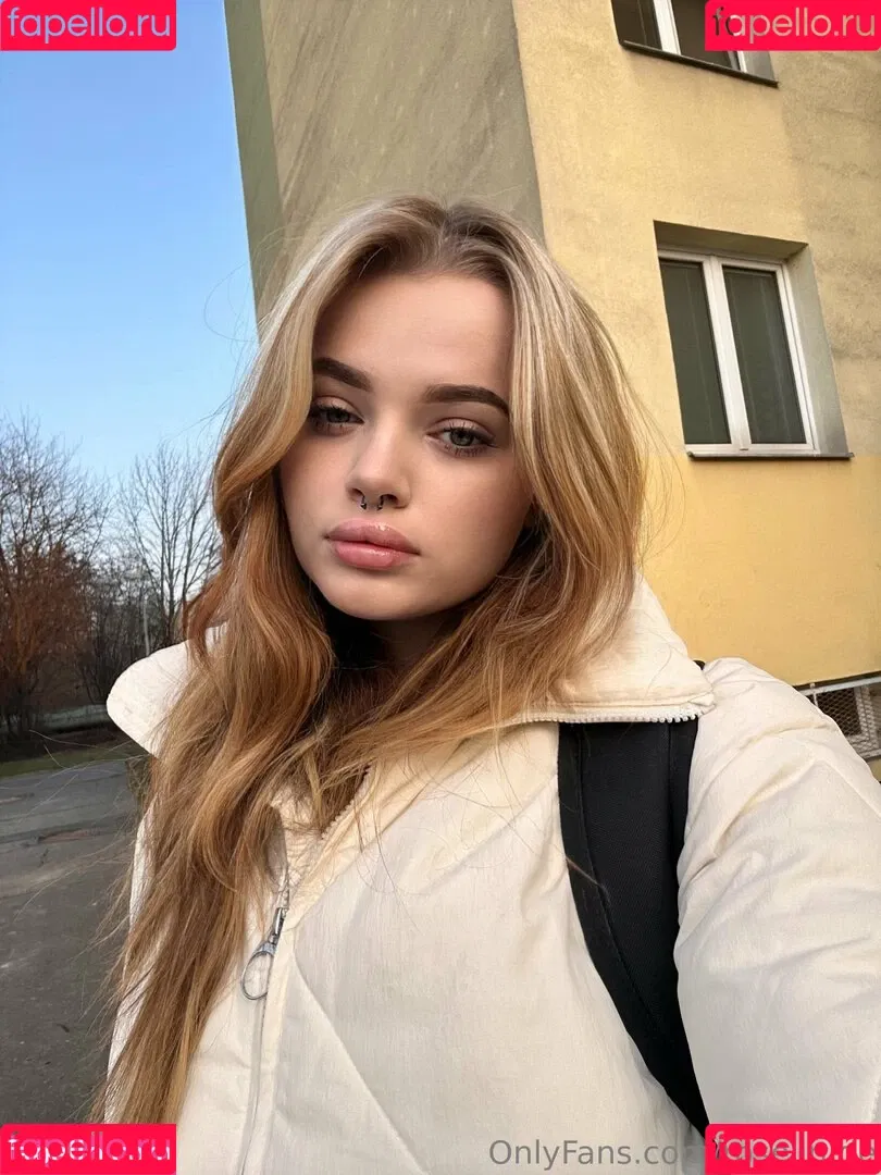 roselin.de / roselin_dey Onlyfans Photo Gallery 