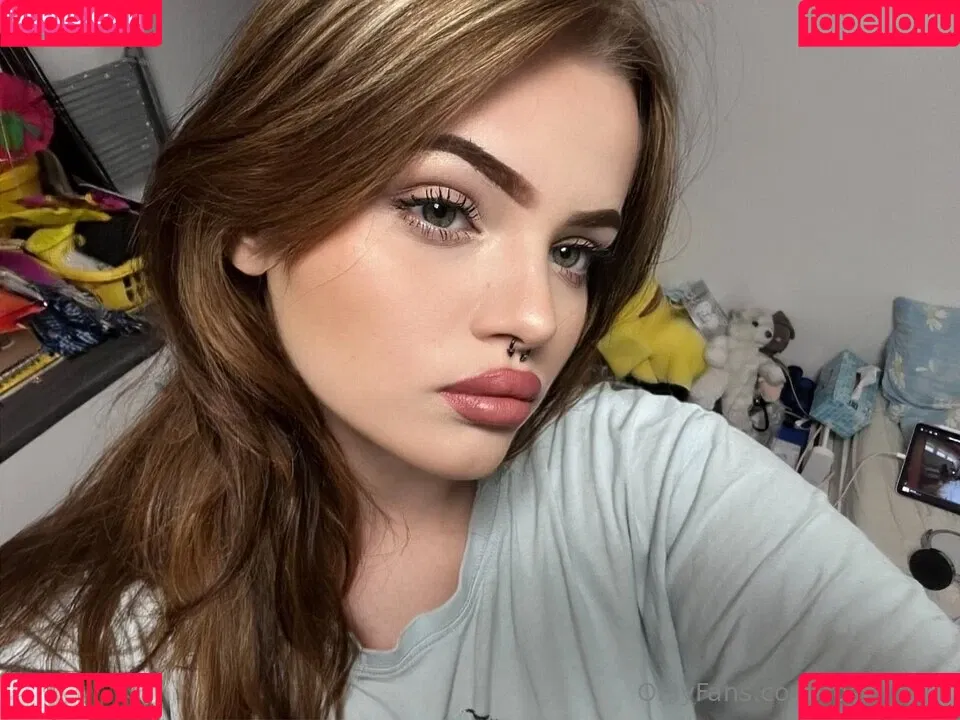 roselin.de / roselin_dey Onlyfans Photo Gallery 