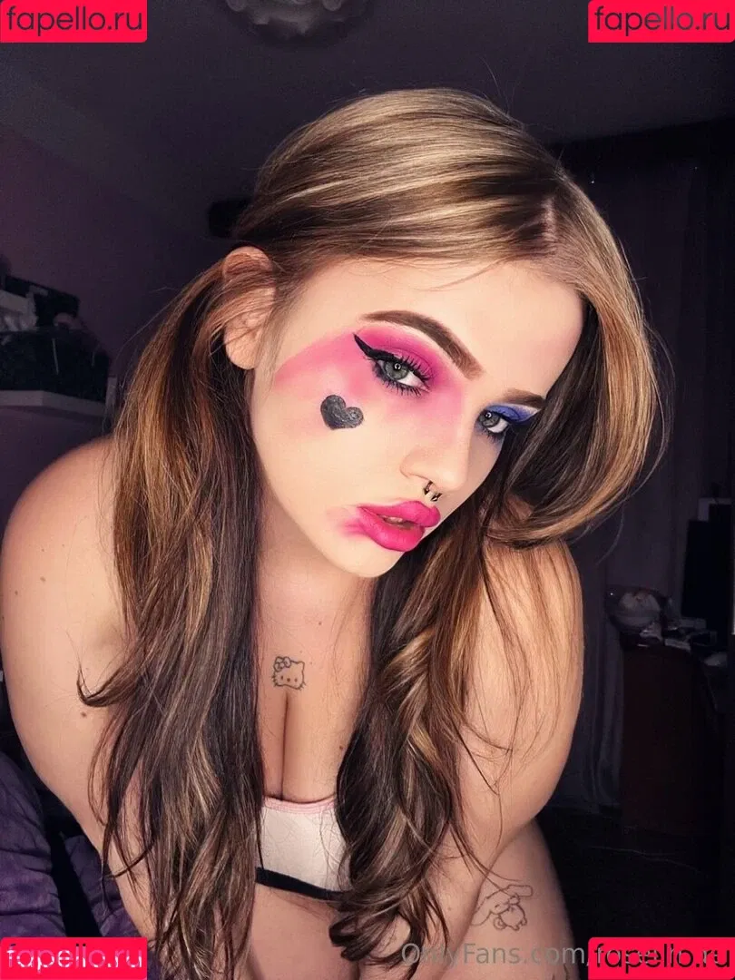 roselin.de / roselin_dey Onlyfans Photo Gallery 