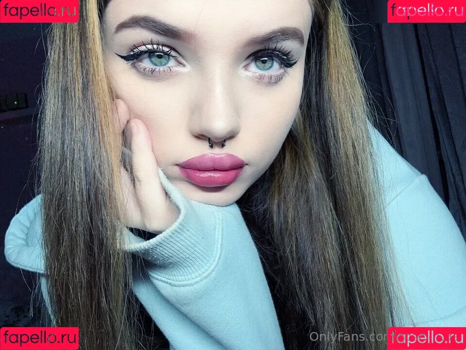 roselin.de / roselin_dey Onlyfans Photo Gallery 