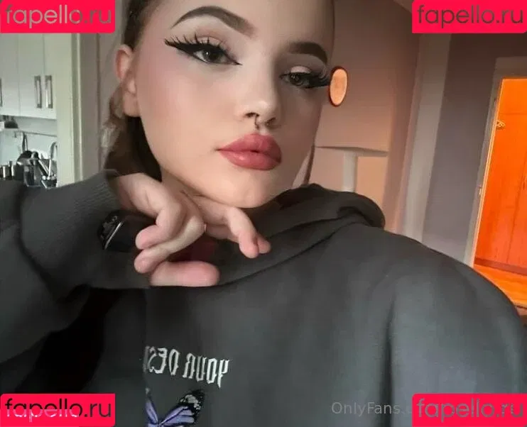 roselin.de / roselin_dey Onlyfans Photo Gallery 