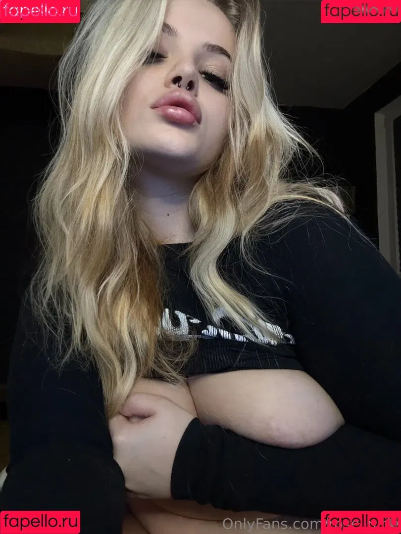 roselin.de / roselin_dey Onlyfans Photo Gallery 