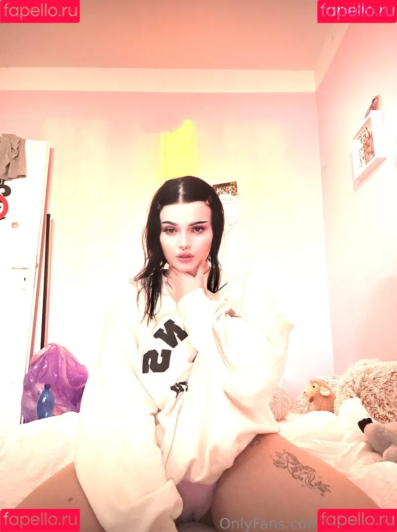 roselin.de / roselin_dey Onlyfans Photo Gallery 