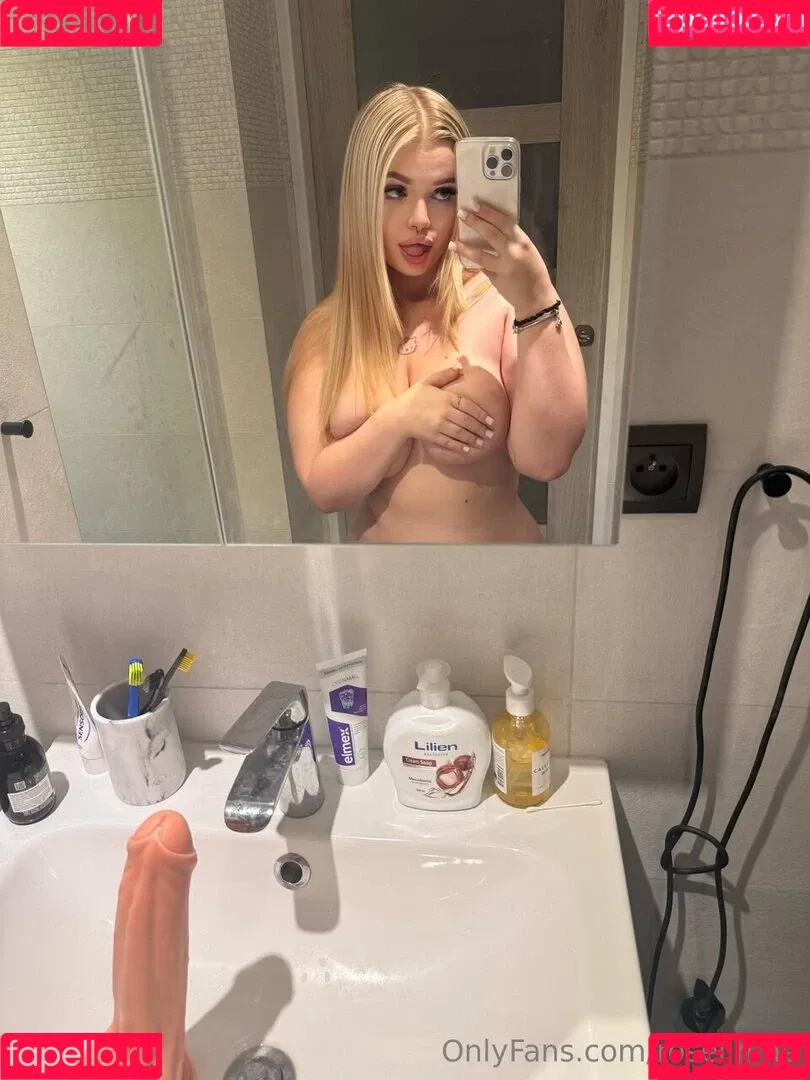 roselin.de / roselin_dey Onlyfans Photo Gallery 