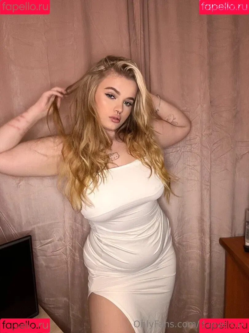 roselin.de / roselin_dey Onlyfans Photo Gallery 