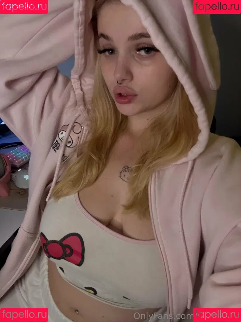 roselin.de / roselin_dey Onlyfans Photo Gallery 