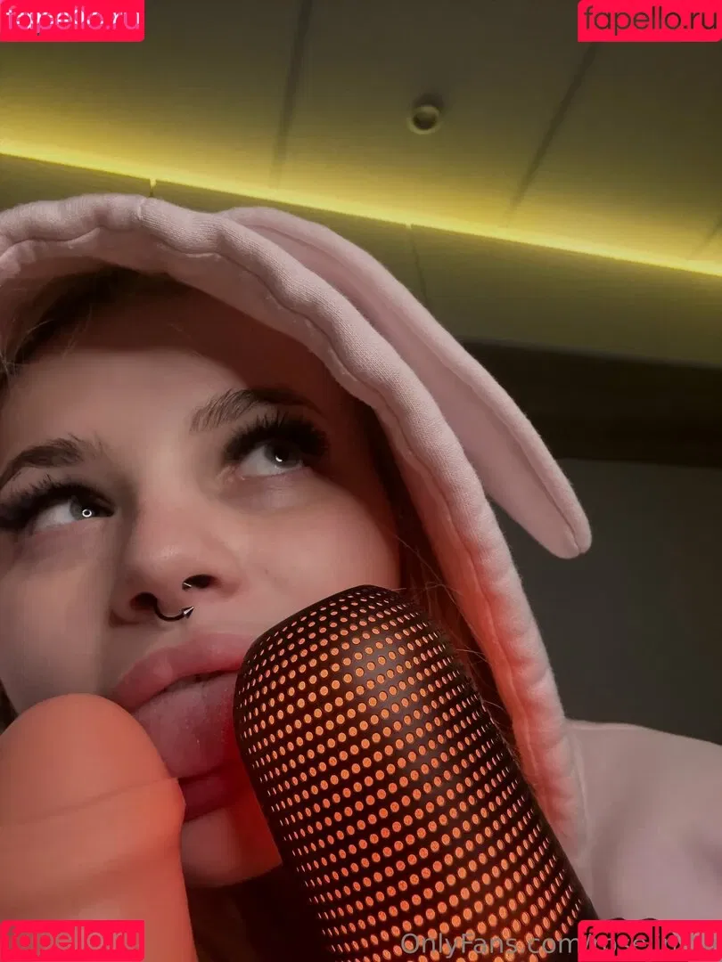 roselin.de / roselin_dey Onlyfans Photo Gallery 