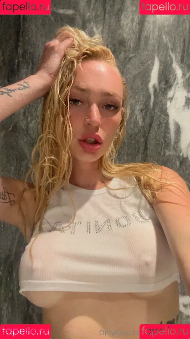 arielleaube Onlyfans Photo Gallery 