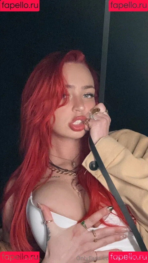 arielleaube Onlyfans Photo Gallery 