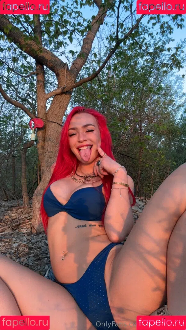 arielleaube Onlyfans Photo Gallery 