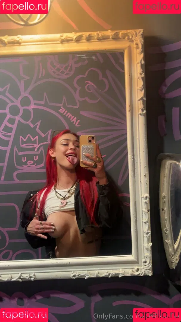 arielleaube Onlyfans Photo Gallery 