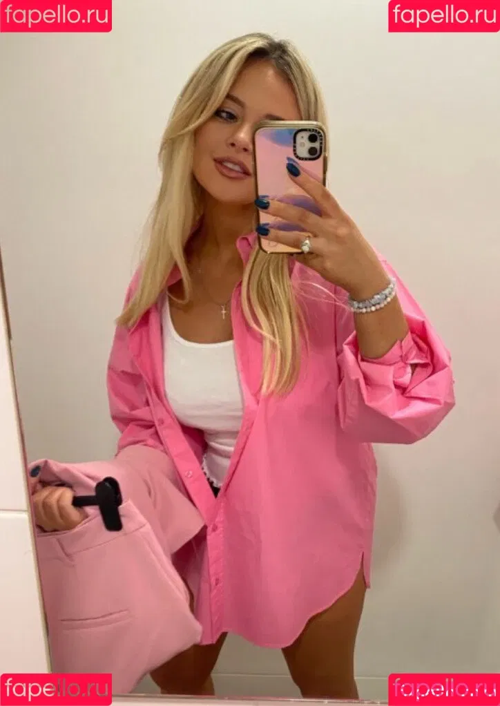 Emily Atack / emilyatack Onlyfans Photo Gallery 