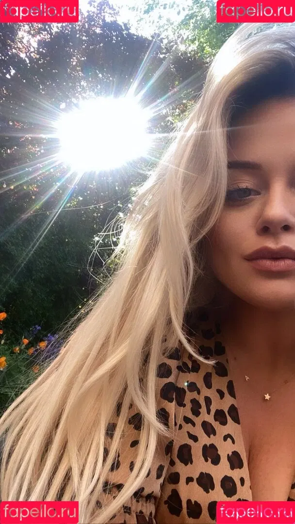 Emily Atack / emilyatack Onlyfans Photo Gallery 