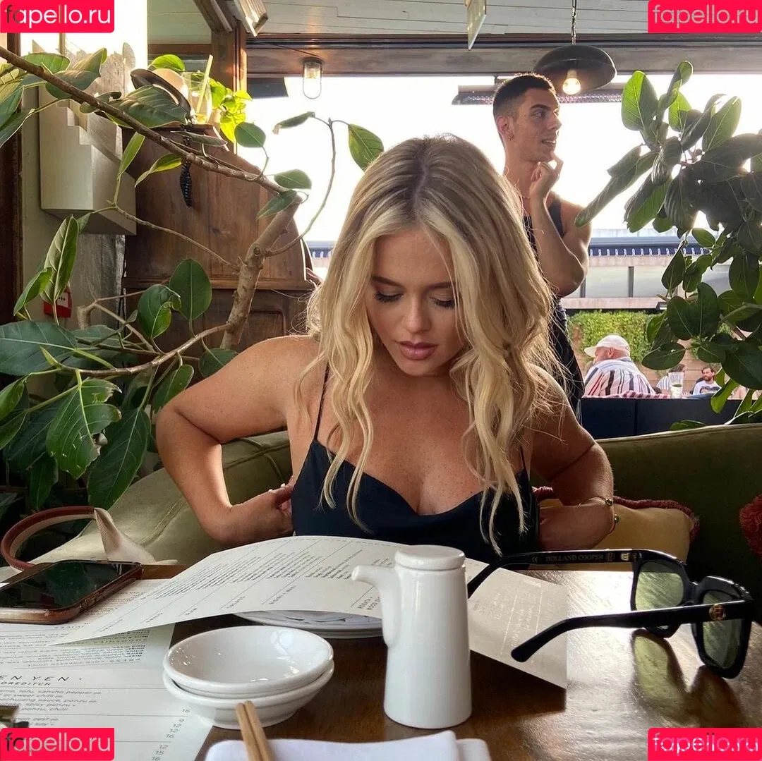 Emily Atack / emilyatack Onlyfans Photo Gallery 