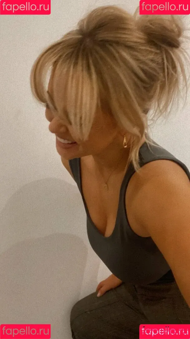 Emily Atack / emilyatack Onlyfans Photo Gallery 