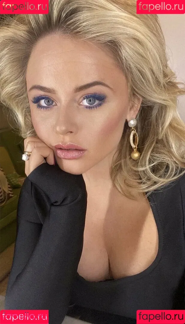 Emily Atack / emilyatack Onlyfans Photo Gallery 