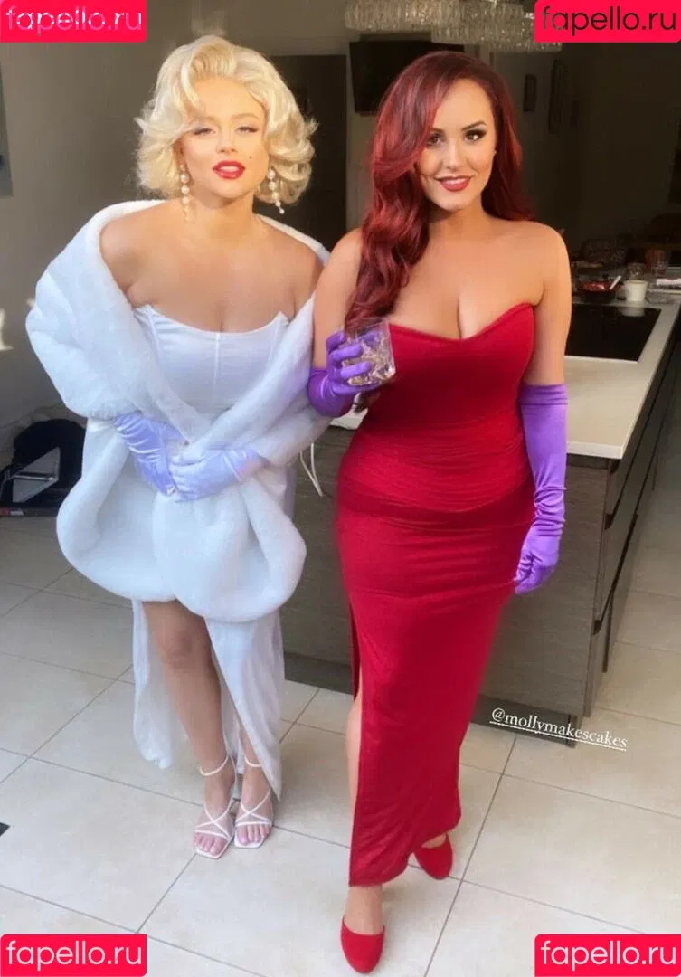 Emily Atack / emilyatack Onlyfans Photo Gallery 