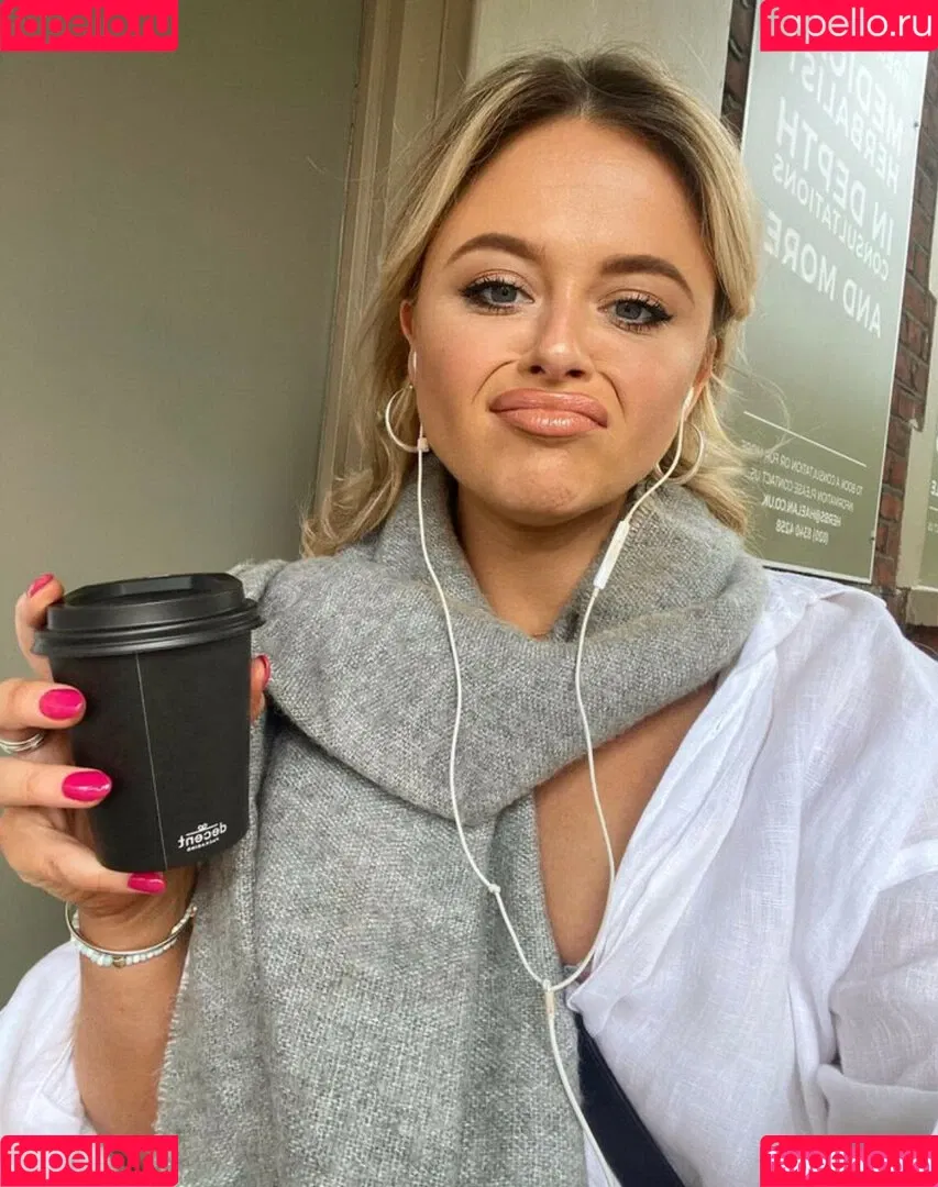 Emily Atack / emilyatack Onlyfans Photo Gallery 
