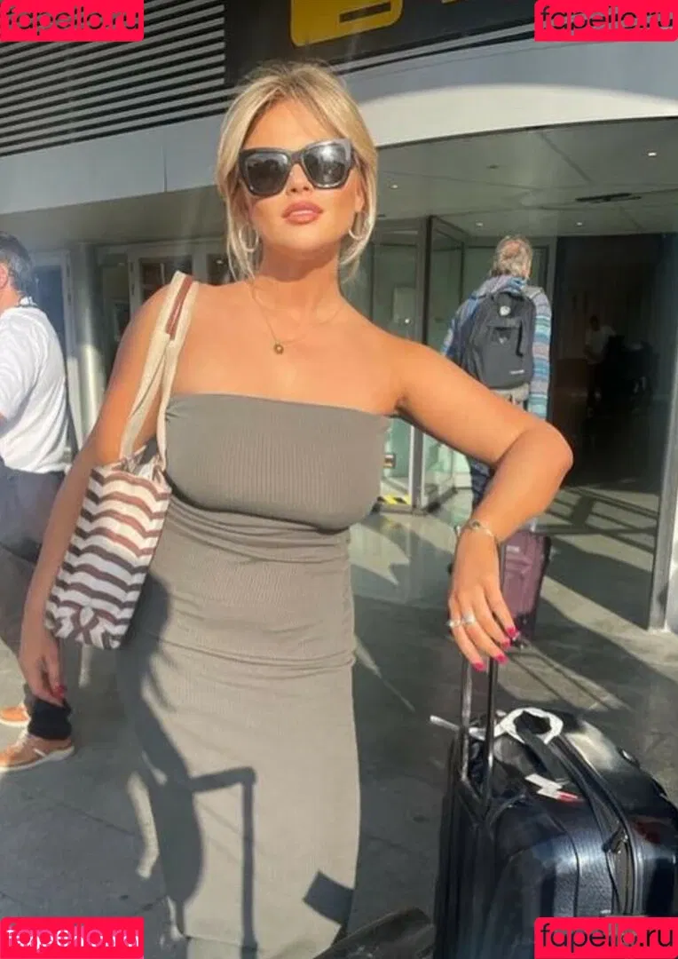 Emily Atack / emilyatack Onlyfans Photo Gallery 