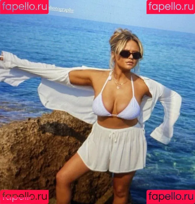 Emily Atack / emilyatack Onlyfans Photo Gallery 