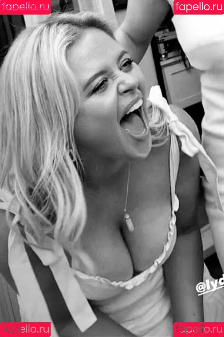 Emily Atack / emilyatack Onlyfans Photo Gallery 