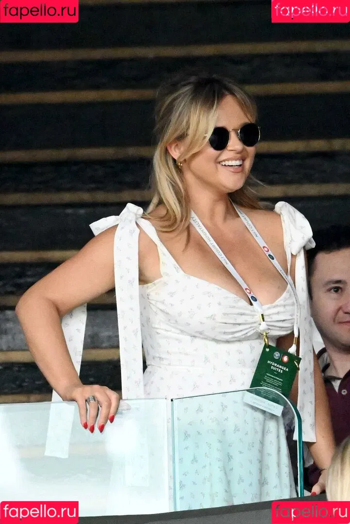 Emily Atack / emilyatack Onlyfans Photo Gallery 