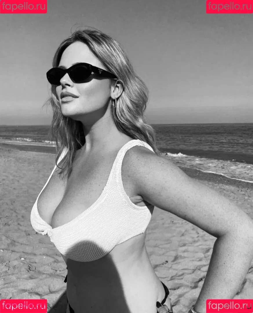 Emily Atack / emilyatack Onlyfans Photo Gallery 