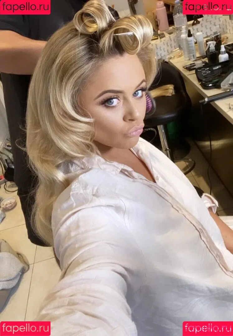 Emily Atack / emilyatack Onlyfans Photo Gallery 