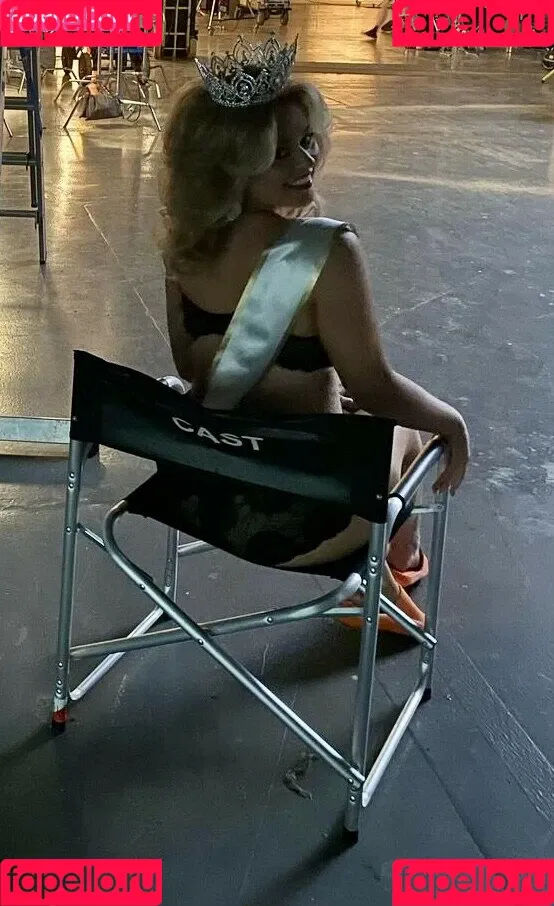 Emily Atack / emilyatack Onlyfans Photo Gallery 