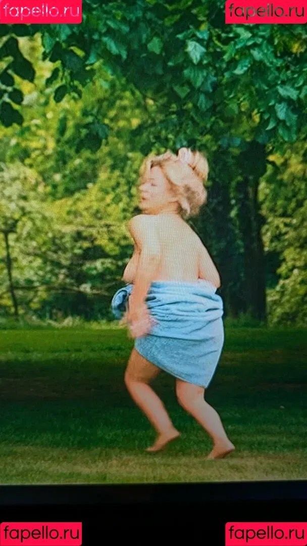 Emily Atack / emilyatack Onlyfans Photo Gallery 