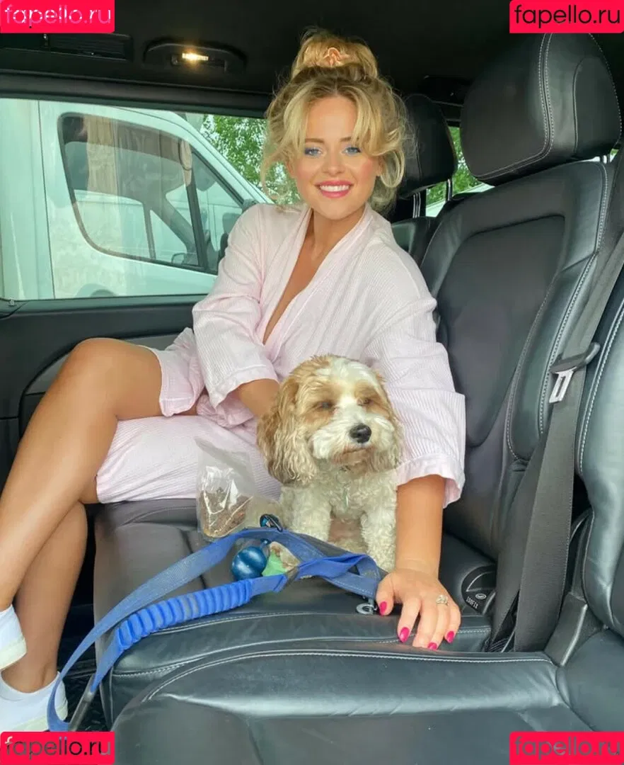 Emily Atack / emilyatack Onlyfans Photo Gallery 