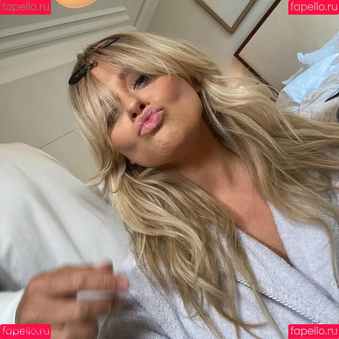 Emily Atack / emilyatack Onlyfans Photo Gallery 