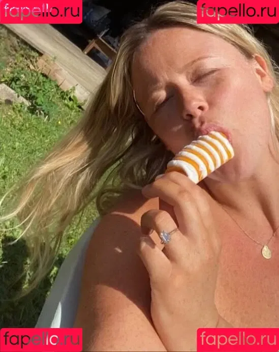 Emily Atack / emilyatack Onlyfans Photo Gallery 