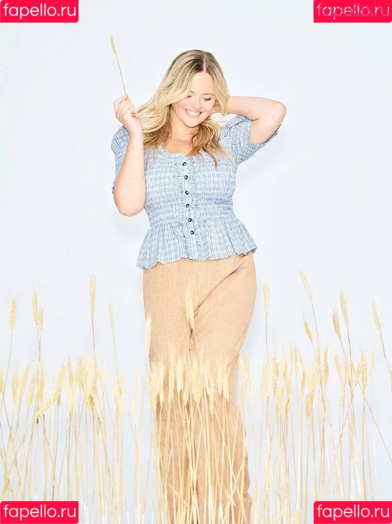 Emily Atack / emilyatack Onlyfans Photo Gallery 