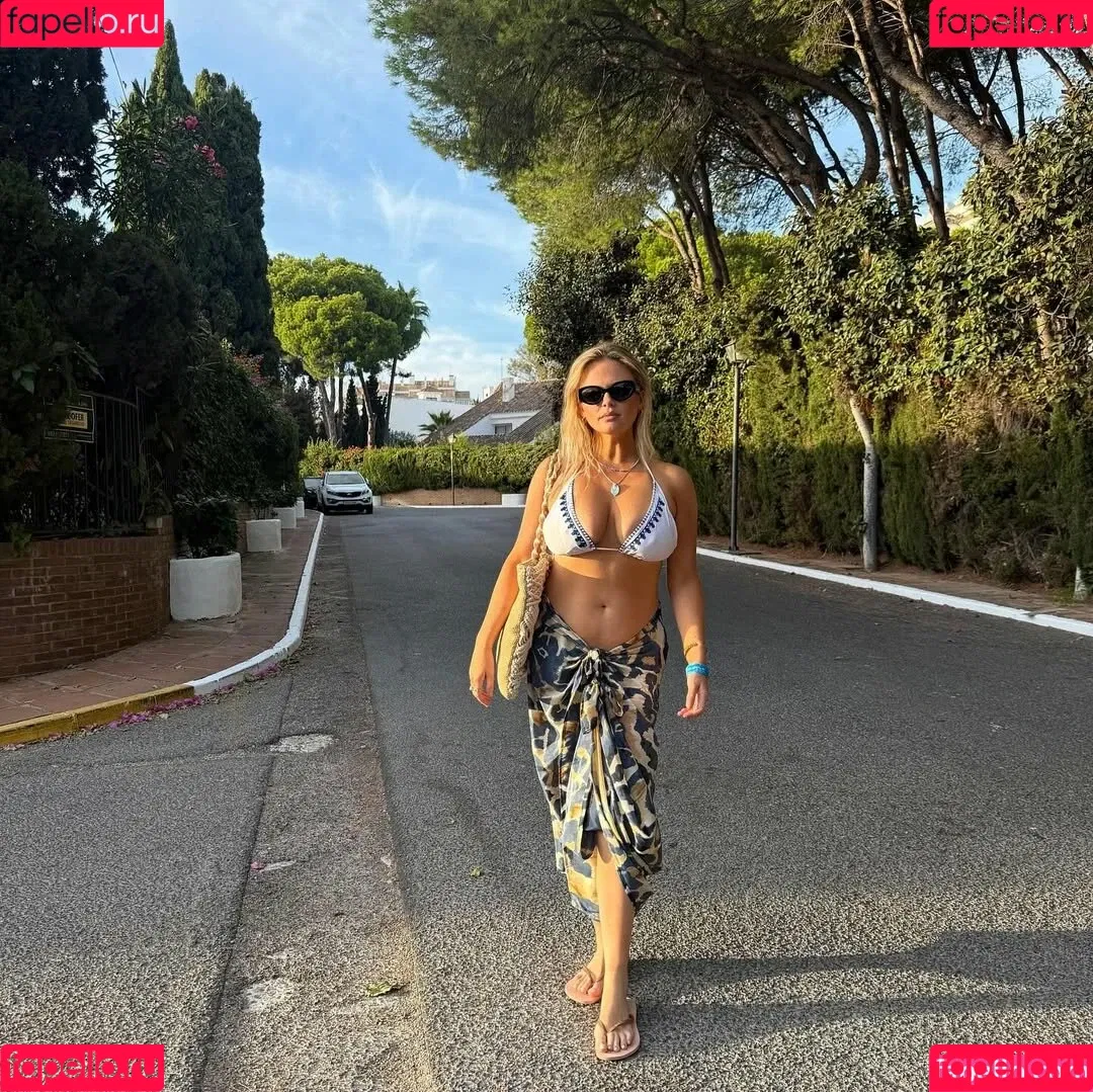 Emily Atack / emilyatack Onlyfans Photo Gallery 