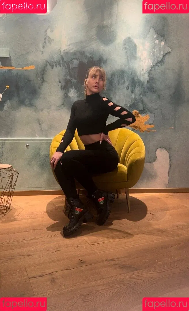 movementswithmolly / movewithmolly_ Onlyfans Photo Gallery 