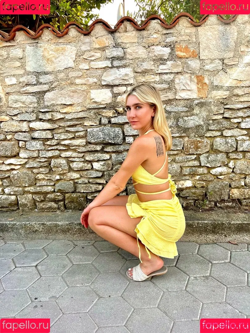 movementswithmolly / movewithmolly_ Onlyfans Photo Gallery 